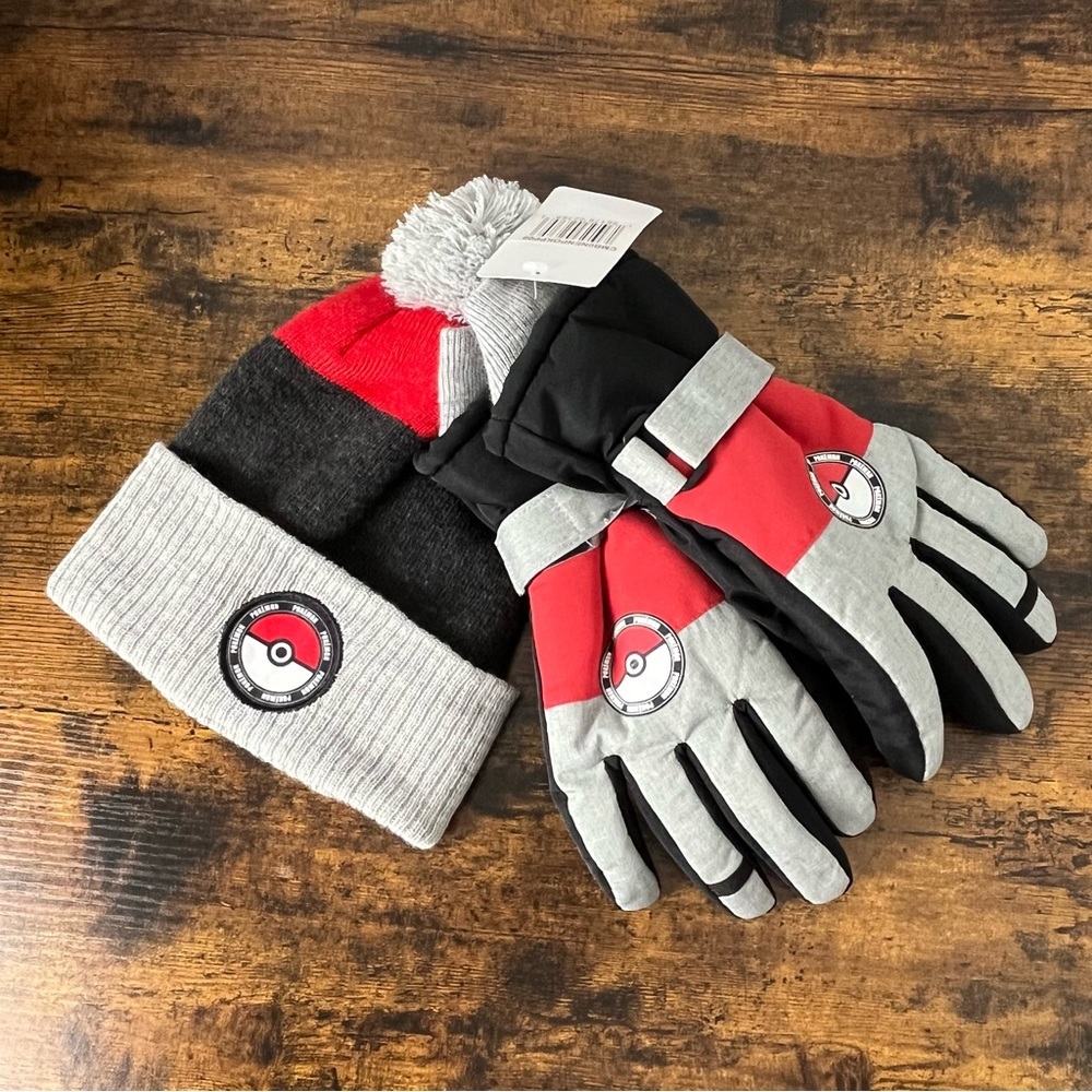 NWT Pokémon knit pom pom beanie hat and insulated glove set, Adult O/S.